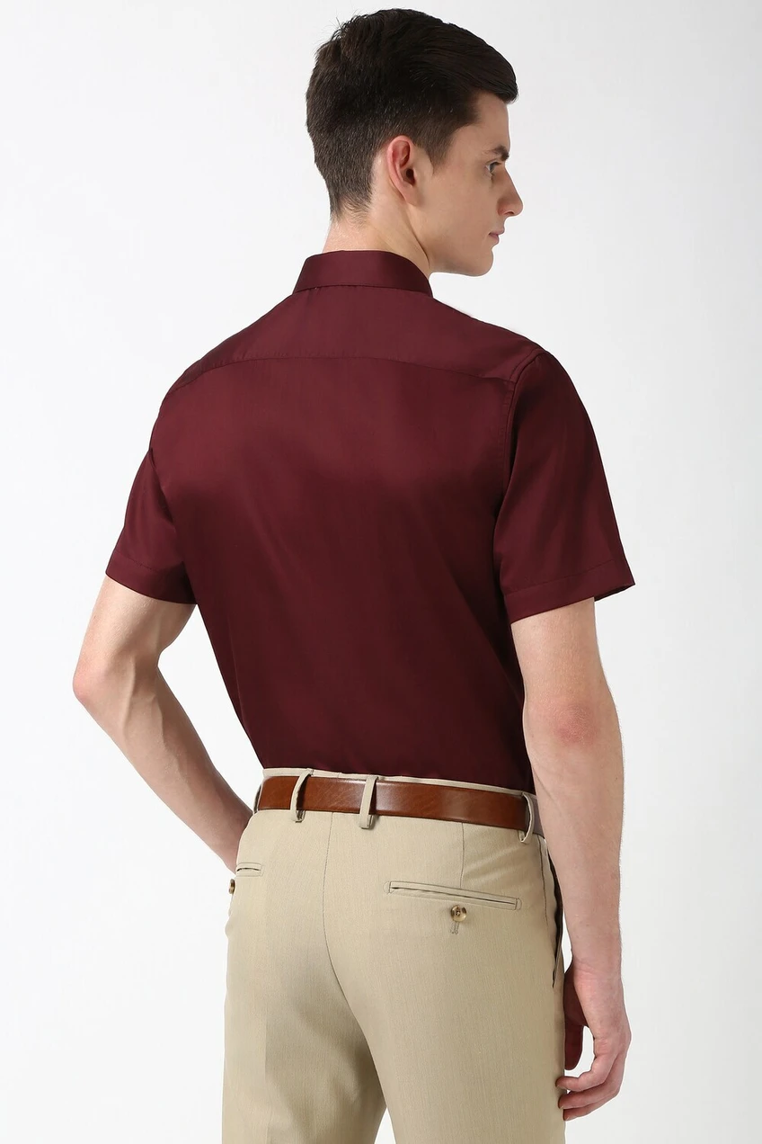 PETER ENGLAND Men Regular Fit Solid Spread Collar Formal Shirt(maroon,white,black,orange)