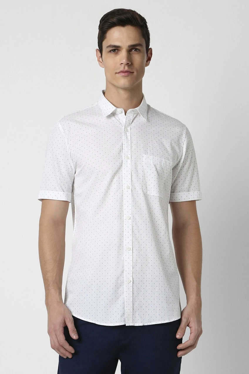 PETER ENGLAND Men Regular Fit Solid Spread Collar Formal Shirt(maroon,white,black,orange)